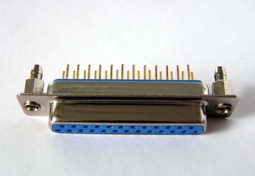 D-SUB混合連接器可以給我們帶來哪些好處?